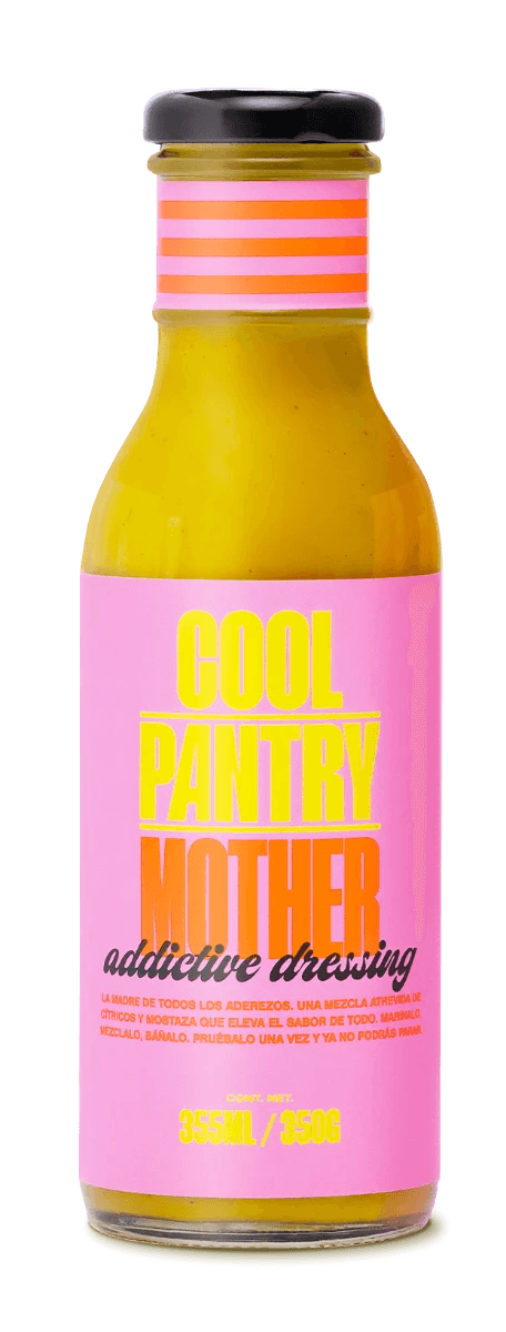Botella de Mother, el aderezo de Cool Pantry con aceite de oliva extra virgen, cítricos y mostaza
